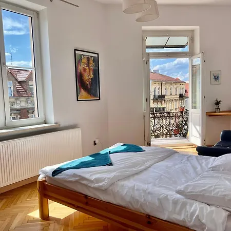 Bohemian In Center Of Kazimierz District *